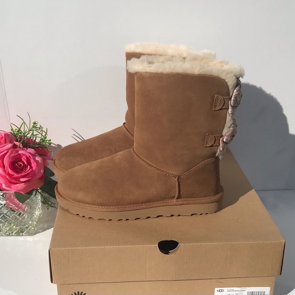 UGG Bailey Bow Abstract Splatter - Picture 4 of 8